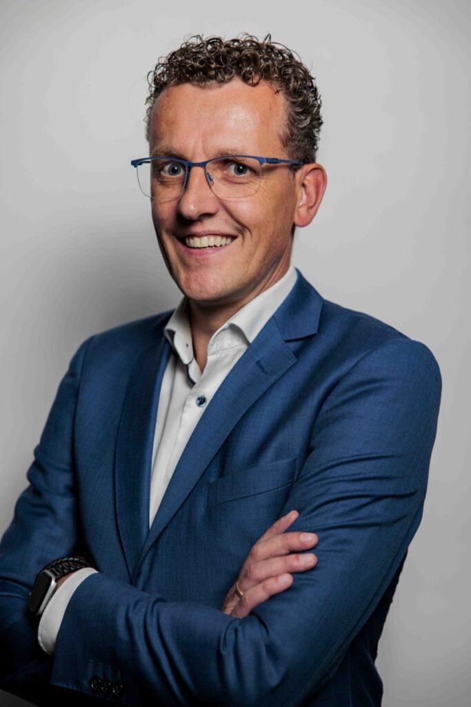 Ivo van der Zwaag, contactpersoon Health en Pharma bij JCL Logistics
